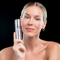 Hyaluronic Filler Creme model