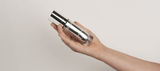GMCOLLIN PRODUCT in hand
